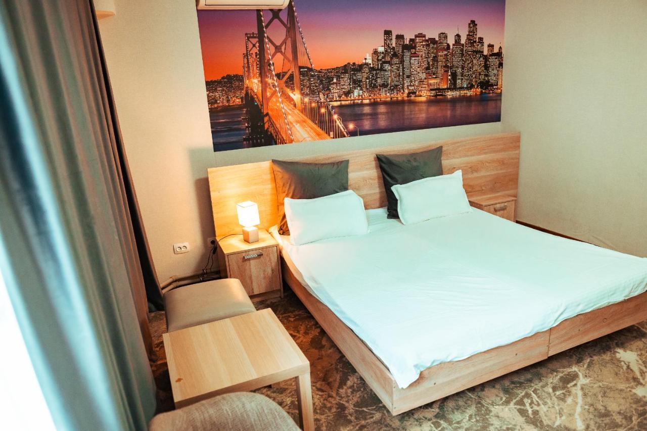 Ocean Hotel บิชเคก ภายนอก รูปภาพ